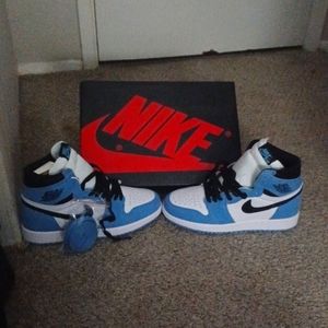6 air jordans 1 university blue